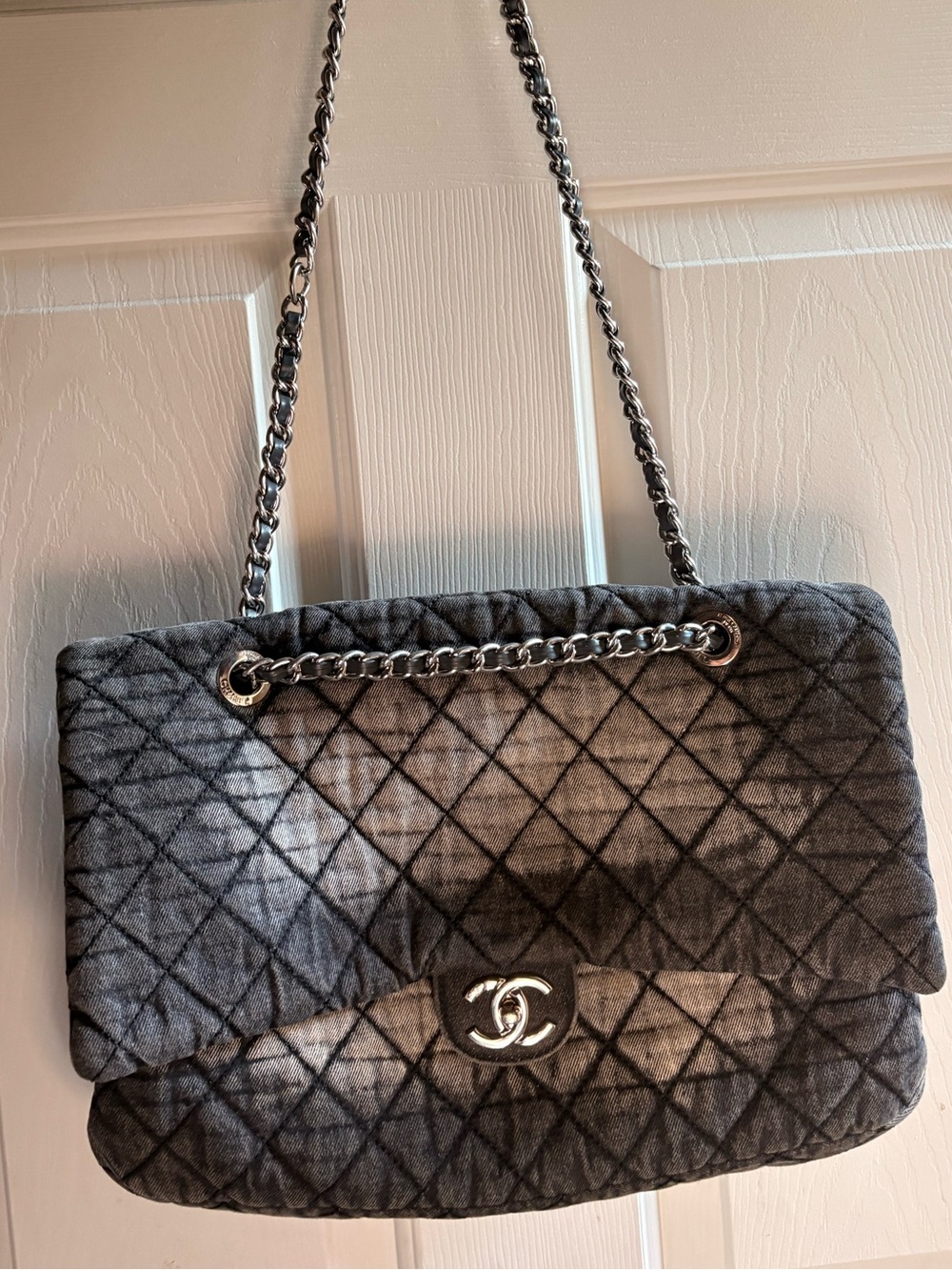 Quilted Jean Gray Chain Shoulder Bag - Unbranded